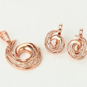 Rose Gold Plated Spring Bloom Necklace Set